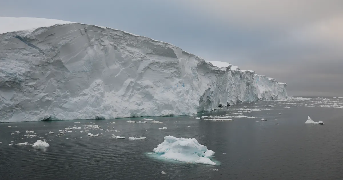 VIDEO ⟩ Sukeldu viimsepäeva liustiku puurauku Antarktikas ja vaata, mis seal peitub