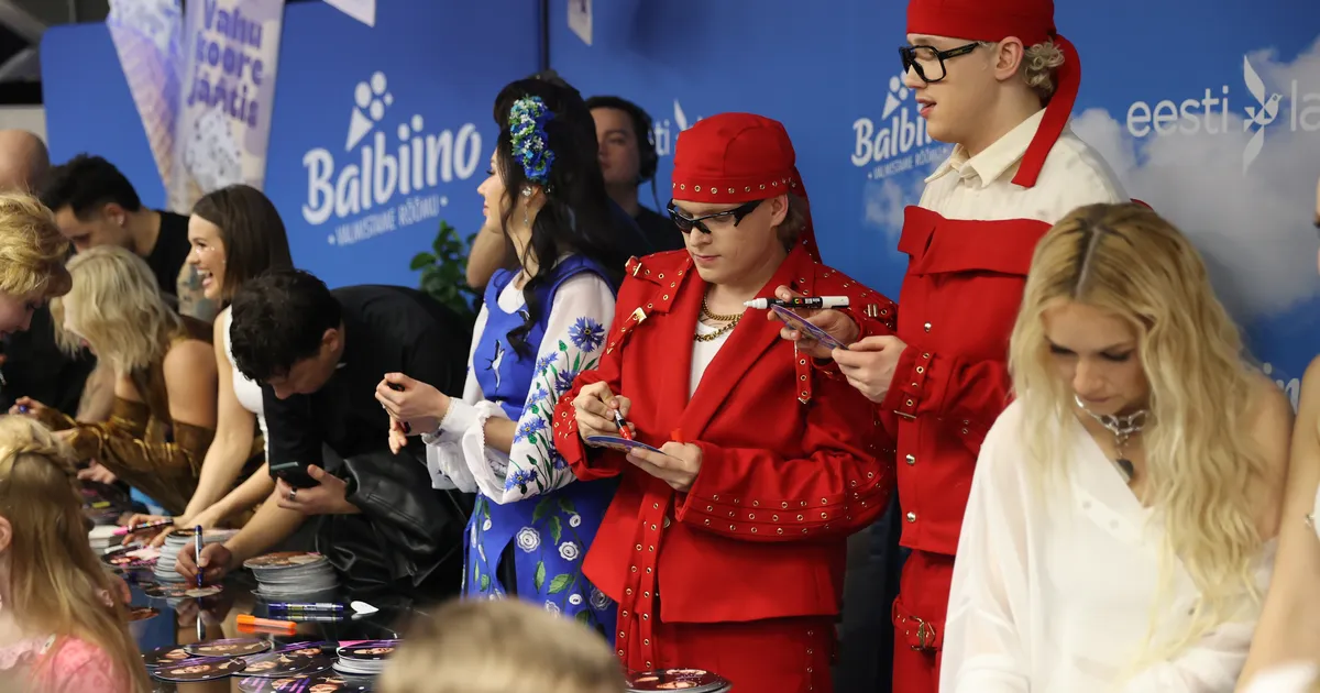 GALERII JA VIDEO ⟩ Eesti Laulu autogrammitund tõi kokku pühendunud fännid, kes soovisid kohtuda oma lemmikartistidega