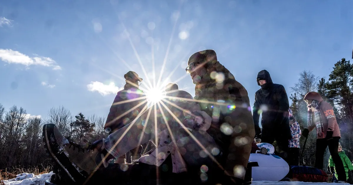FOTOD JA VIDEO ⟩ Eesti Vabaõhumuuseumis tähistati ühele ajale langevat vastlapäeva ja maaslenitsat