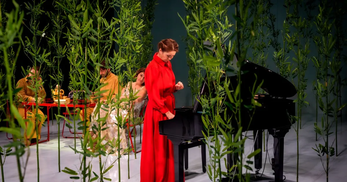 Rakvere teatri «Sügissonaat»: ema ja tütre halastamatu arveteklaarimine bambusevõsas