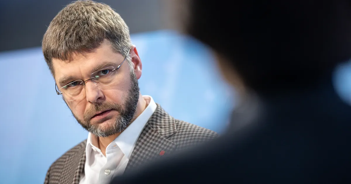 Jevgeni Ossinovski jättis hüvasti armastatud pereliikmega: aitäh sulle, truu sõber