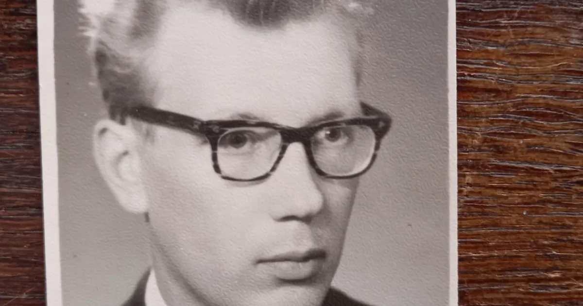 AJALUGU ⟩ Vabariigi aastapäeval 1961 lehvis sinimustvalge Kohtla-Järvel