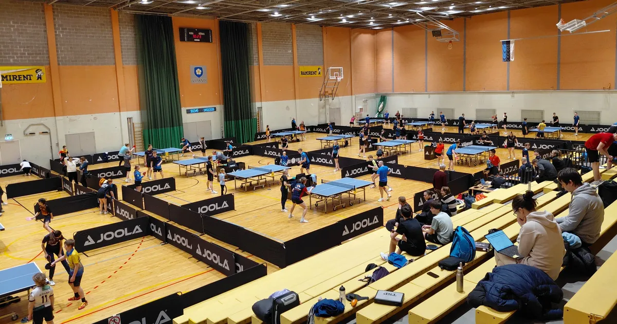 TOPELTBRONEERING ⟩ Räuskavad käsipallifännid takistasid noorte lauatenniseturniiri lõpetamist