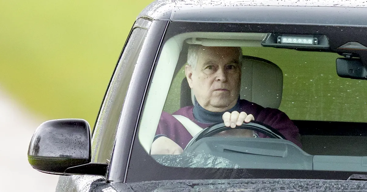 IROONILINE KEERDKÄIK ⟩ Endine prints Andrew'le tehti vahi all viibides üks väike järeleandmine