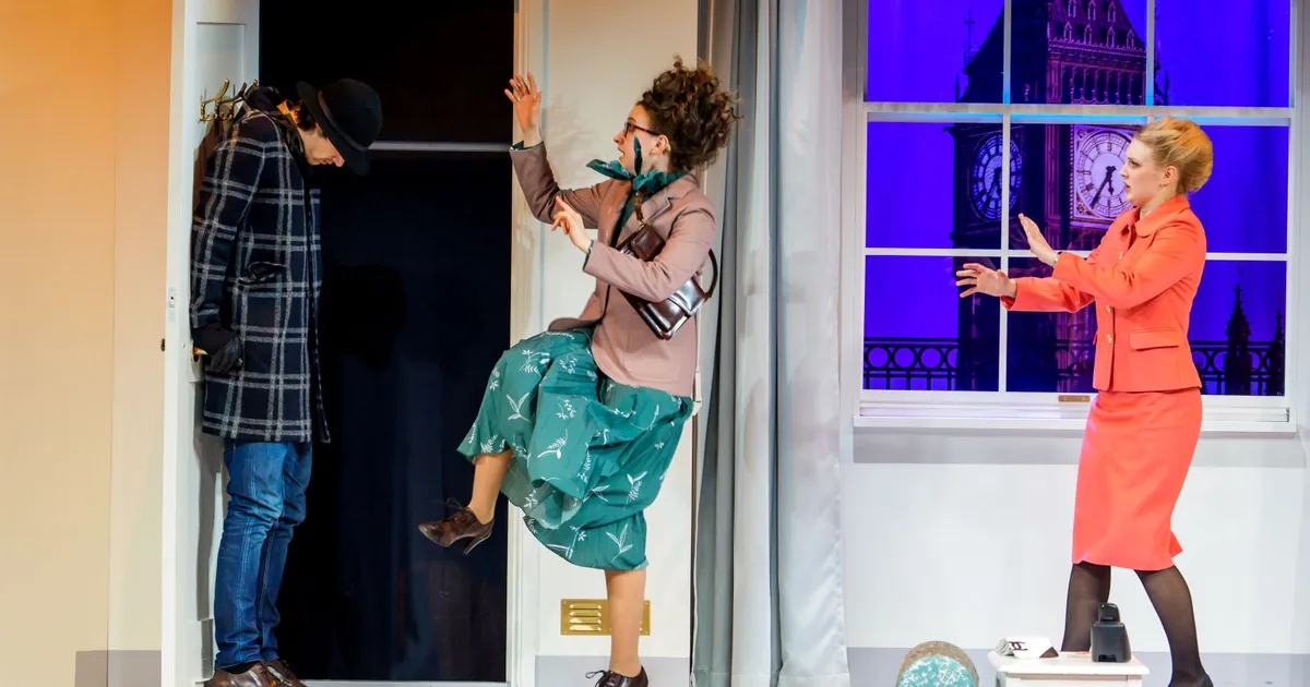 LAVAKOOLI UUS TÜKK ⟩ Publikule tähendab katsumust – naer võtab võhmale