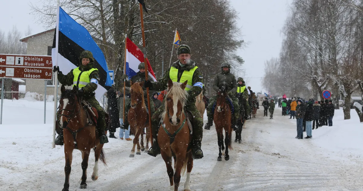 «Inimesed on see müür ja süda, mis hoiab meie riiki püsti.» Setomaa südames peeti liitlasvägedega paraadi