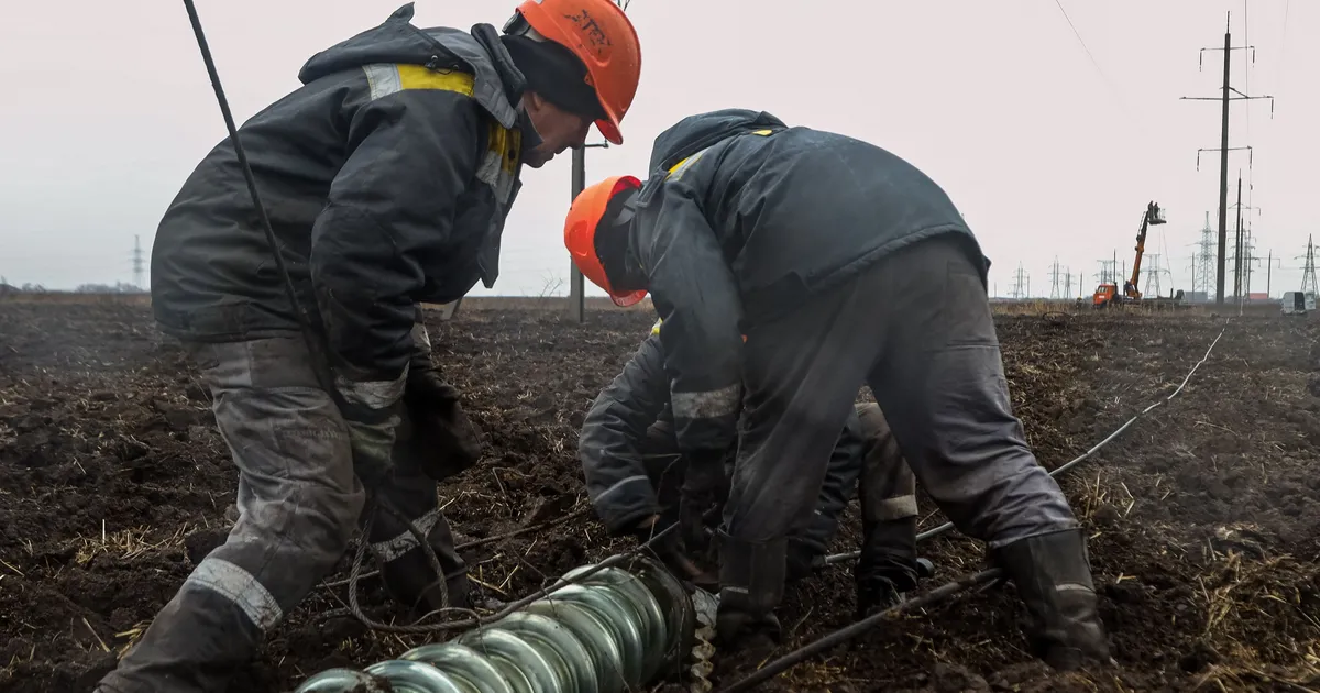 POSTIMEES UKRAINAS ⟩ Elektrilahingu võitis Ukraina kolm tundi enne sõda