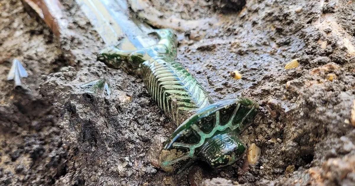 Uskumatu leid Saksamaal: 3400-aastane pronksmõõk paljastab iidsete seppade meisterlikkuse