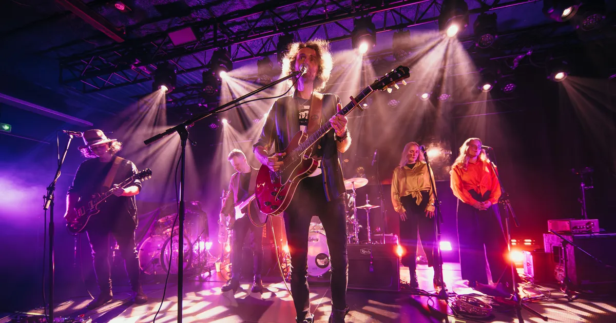 GALERII ⟩ Puhas nostalgia: Dramamama ja Jaxy lõid publiku pahviks