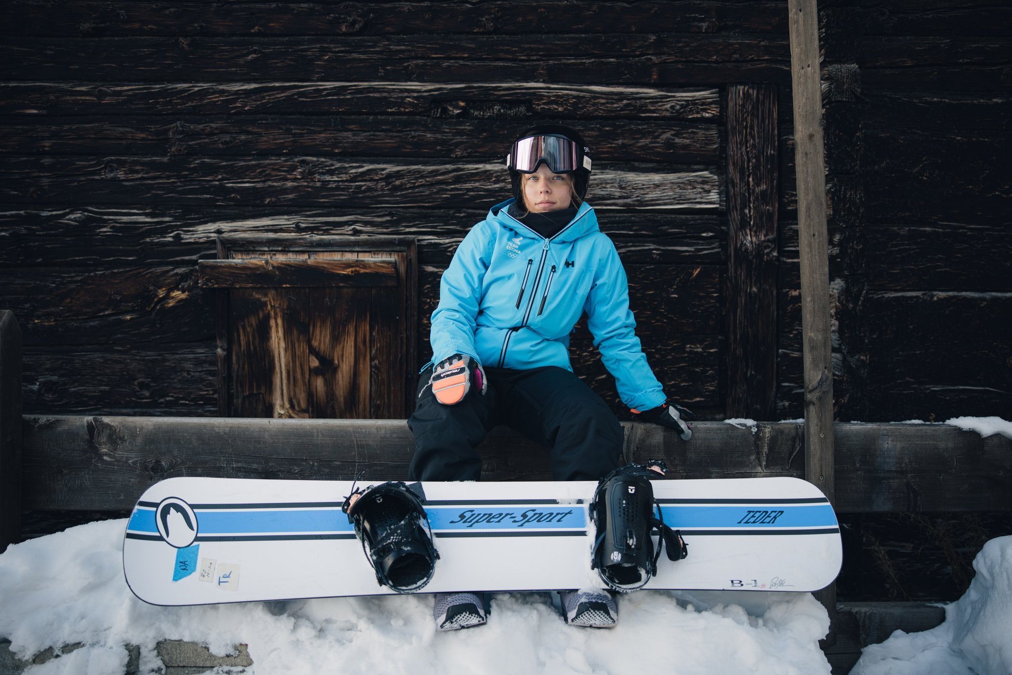 DELFI OLÜMPIAL | USA sponsorilt saadud nimelise lumelauaga starti asuv Mai Brit Teder kirjutab Eesti spordilukku uue peatüki