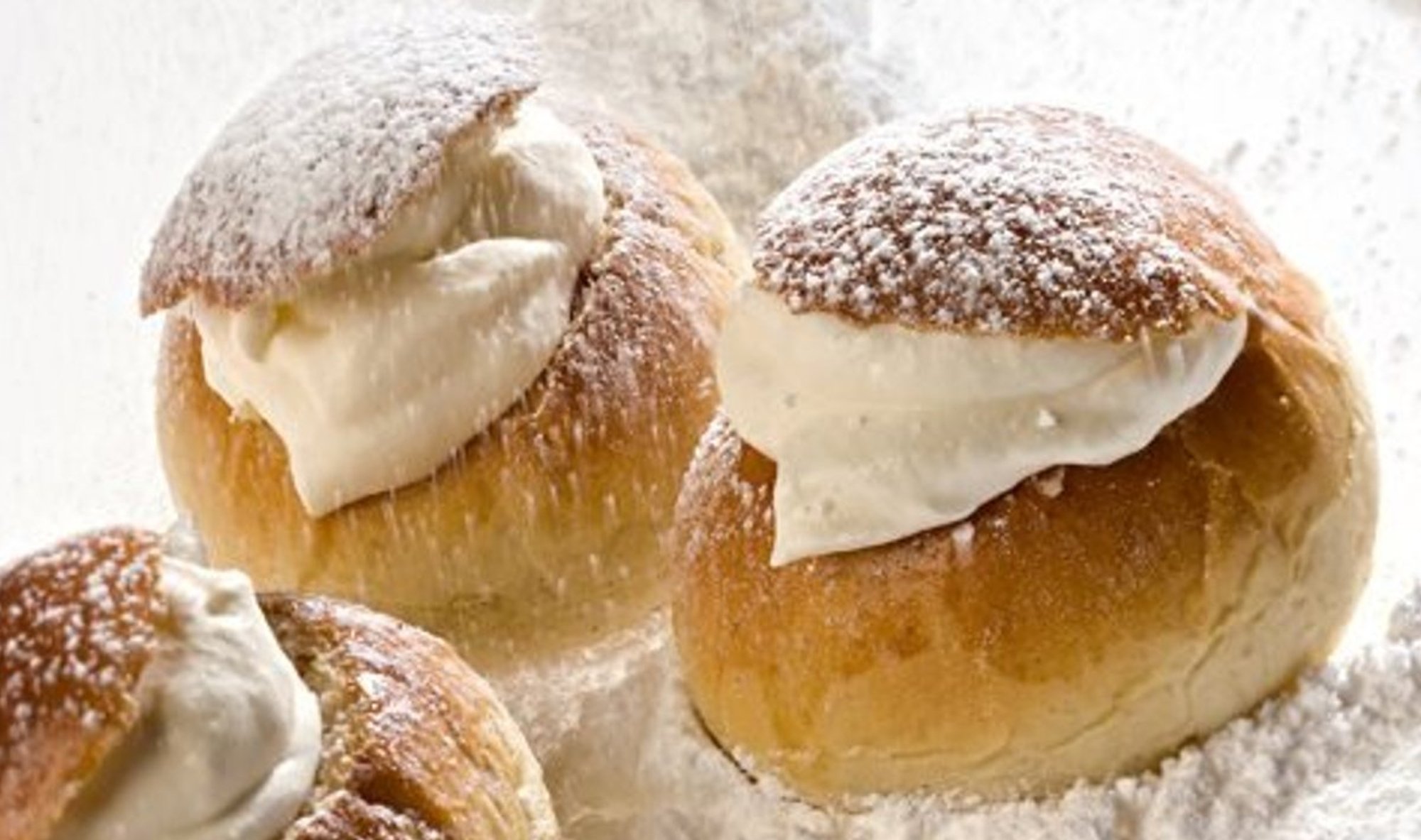 Moosiga, kardemoniga, soodne ja ilma moodsate viguriteta: selgitasime välja ideaalse vastlakukli retsepti