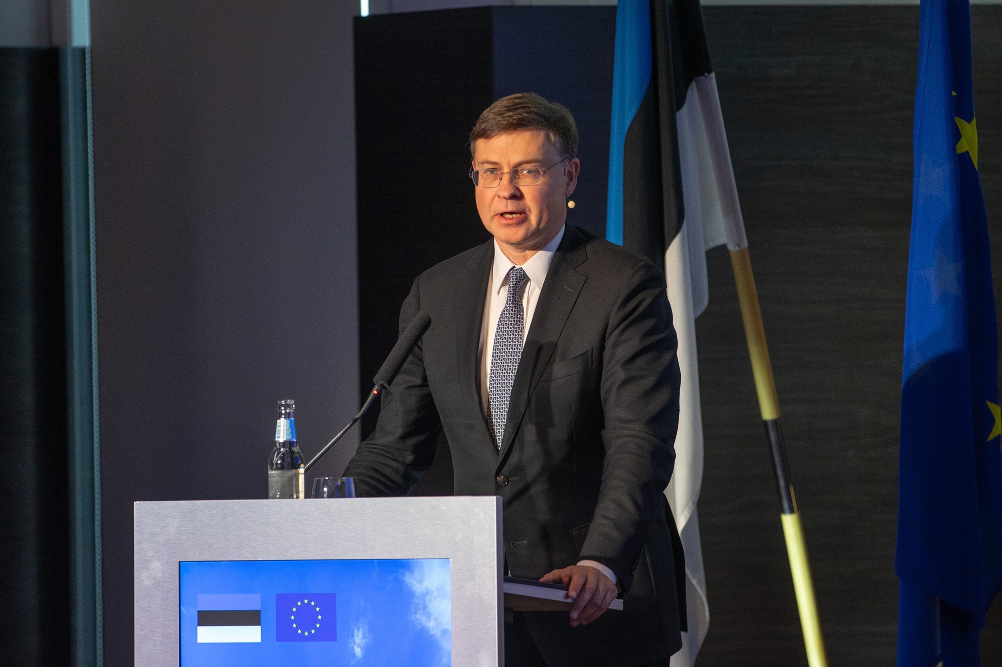Valdis Dombrovskis: oleme püüdnud Euroopa majandust edendada, seda samal ajal ise pidurdades