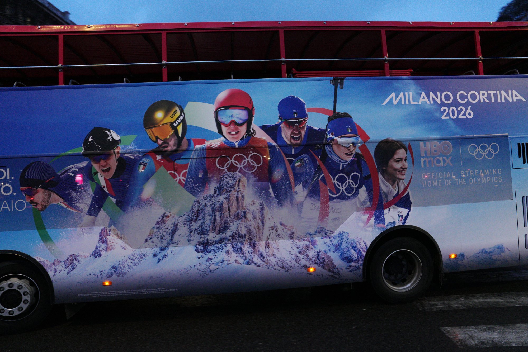 Milano olümpiamuinasjutt: bussist maha jäetud 11-aastane poiss saab avatseremoonial sümboolse rolli