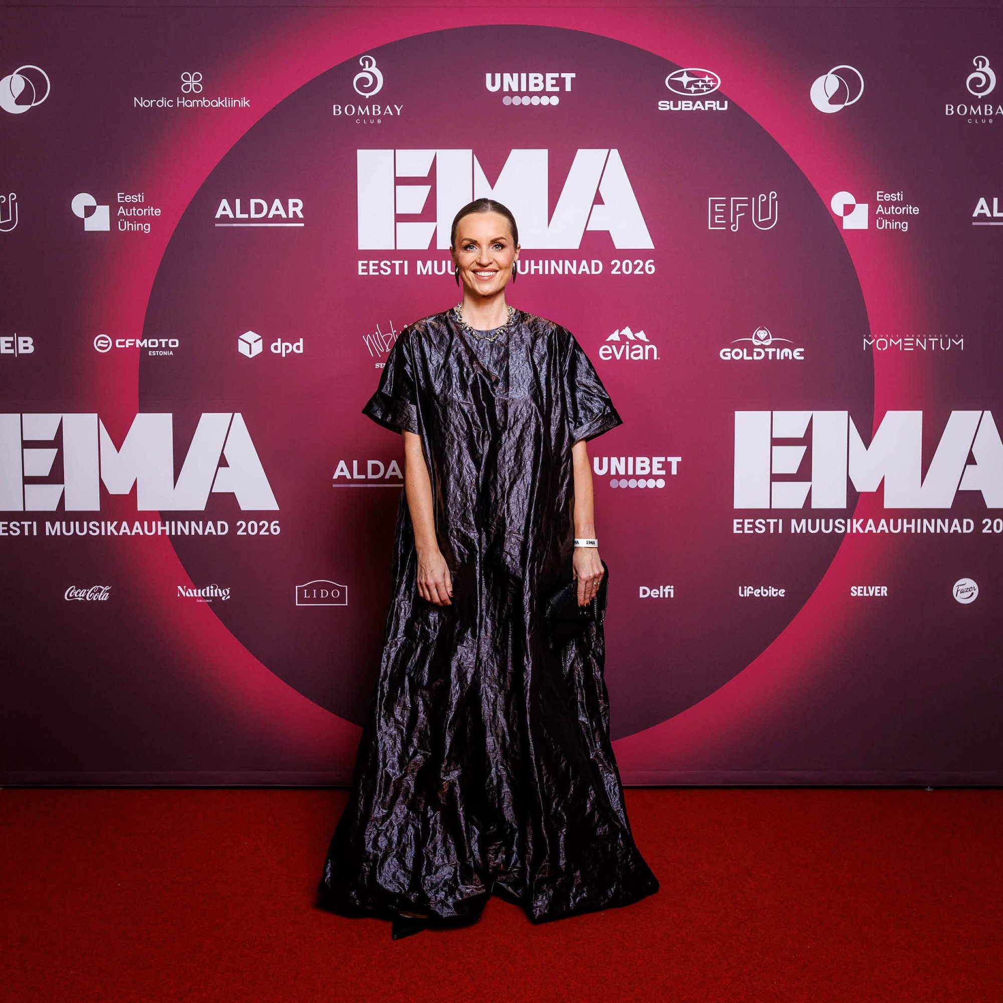 Universal Music Estonia esindaja Leen Kadakas: pärast Eesti Laulu lähen alustuseks Taisse ja siis võtan töötuna arvele