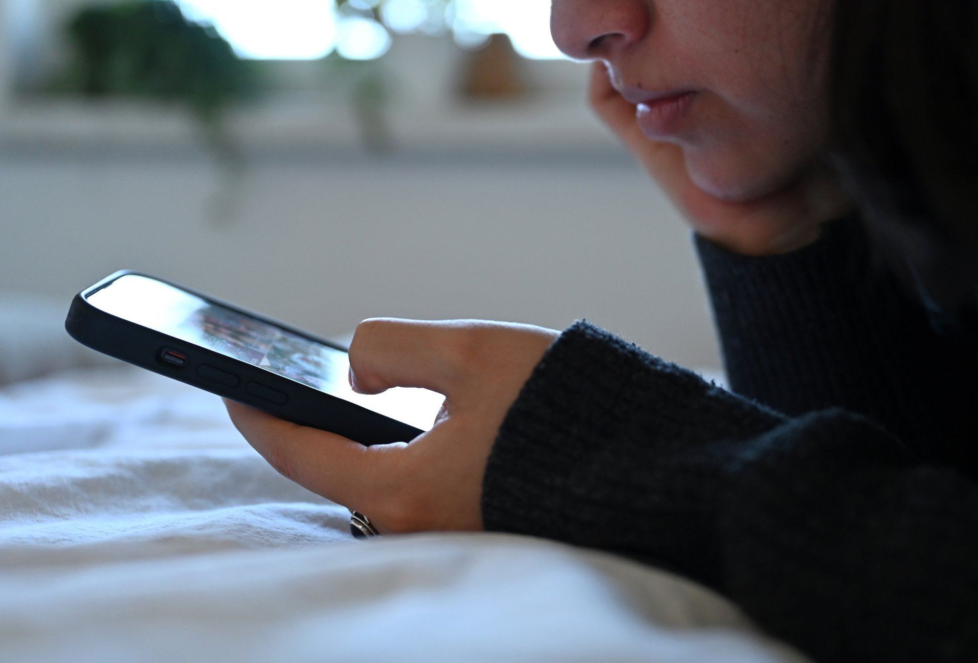 Tele2 hoiatab, et petturitel on uus skeem: inimesi meelitatakse valega oma äppe kustutama