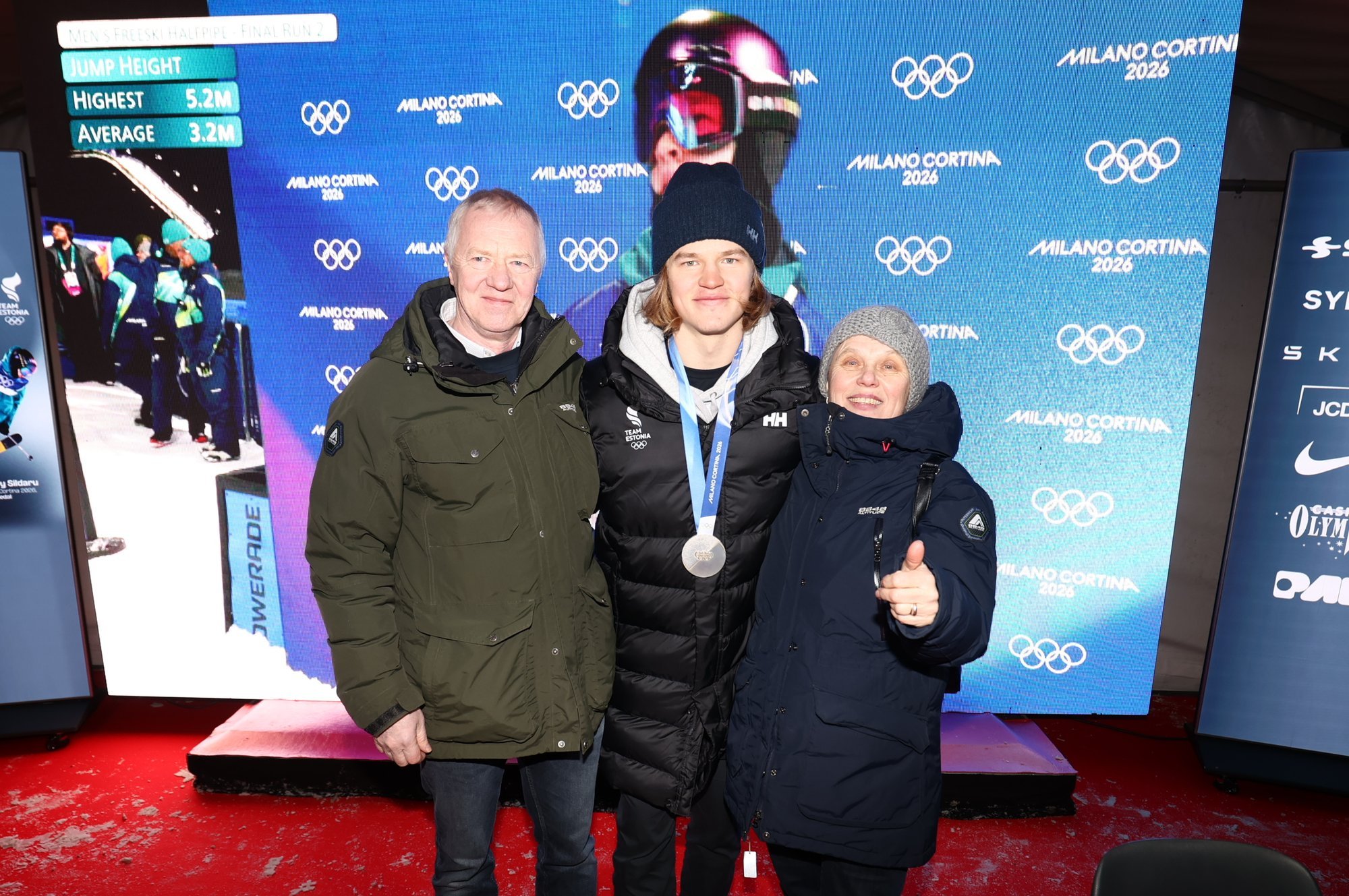 Henry Sildaru vanavanemad elasid lapselapse medalivõidule vägevalt kaasa. „Kaks-kolm ööd on kõik magamata olnud“