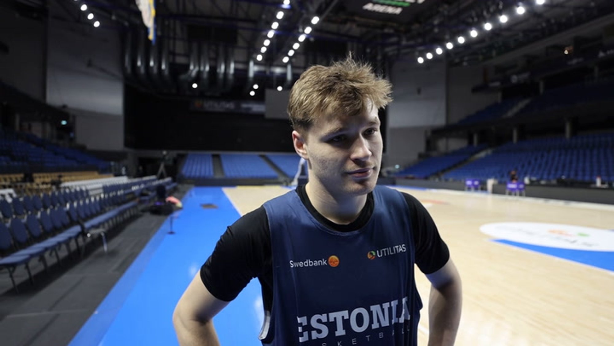 DELFI VIDEO | Koondise uustulnuk Erik Makke: sain Rootsis terve tiimi ees Metsavendade laulu laulda