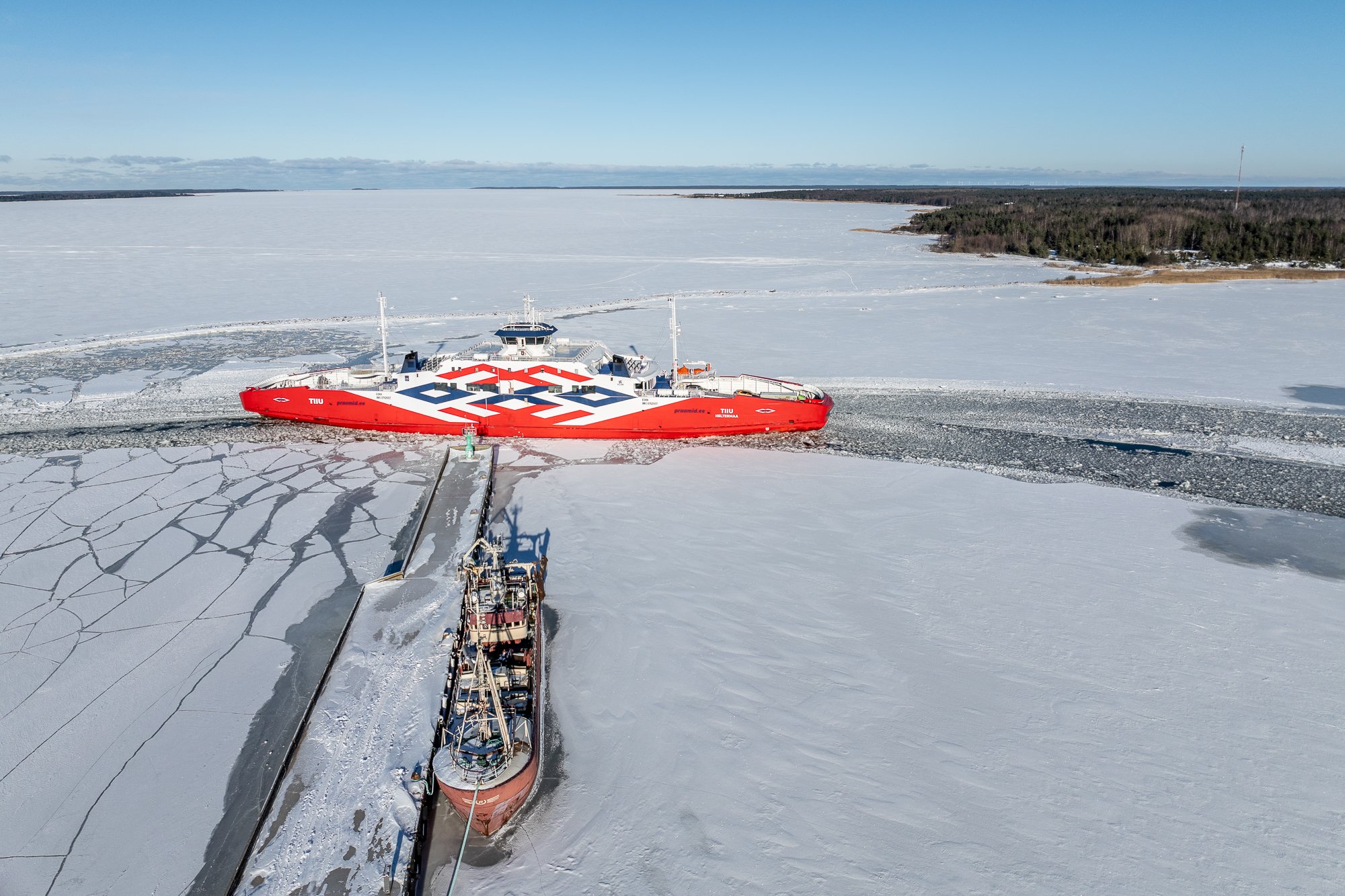 FOTOD | Rohuküla sadamas sõidavad laevad ja autod kõrvuti