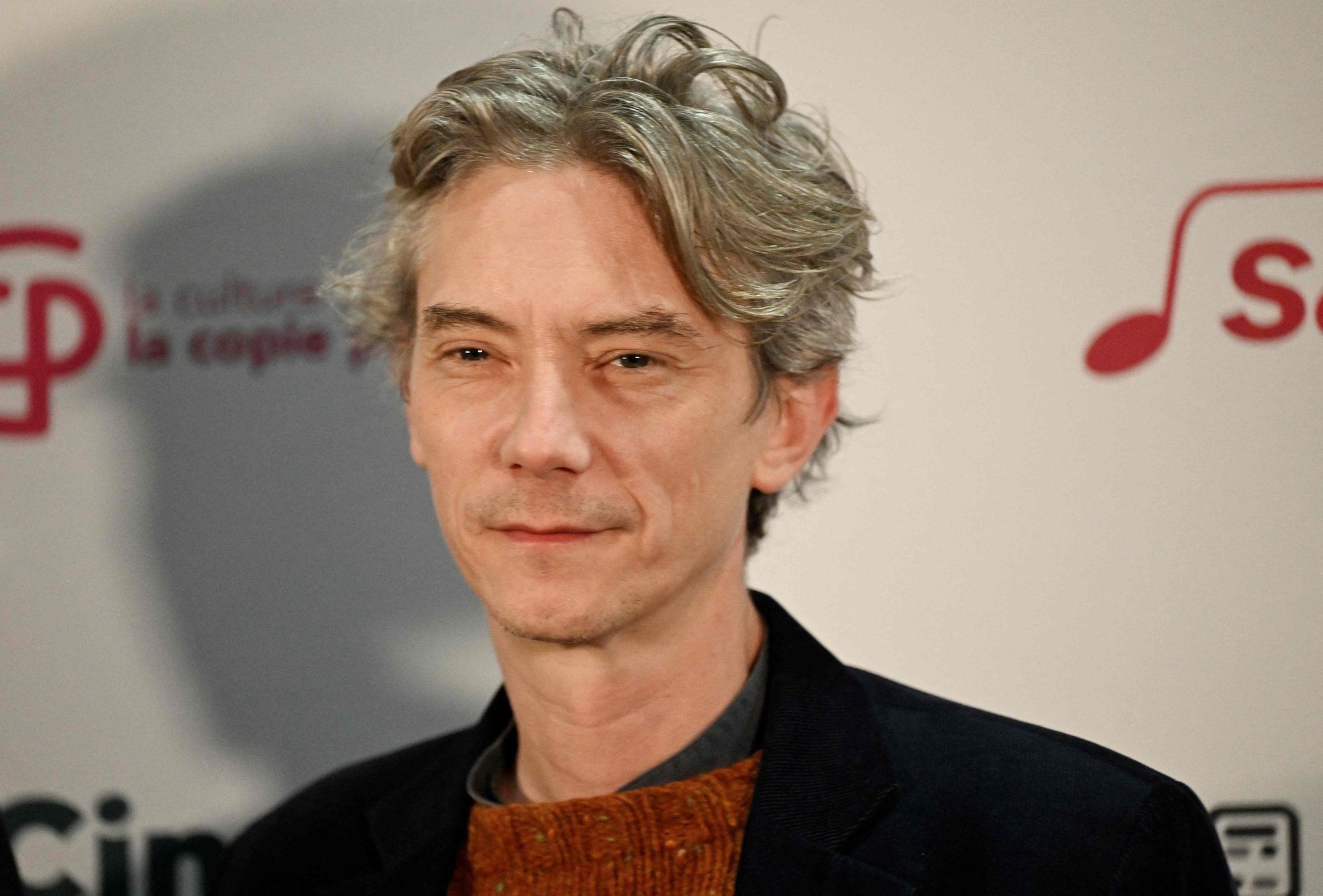 Prantsuse filmitäht Swann Arlaud: kui oleks minu teha, asutaksin ülikoolid ainult üle 45-aastastele inimestele!