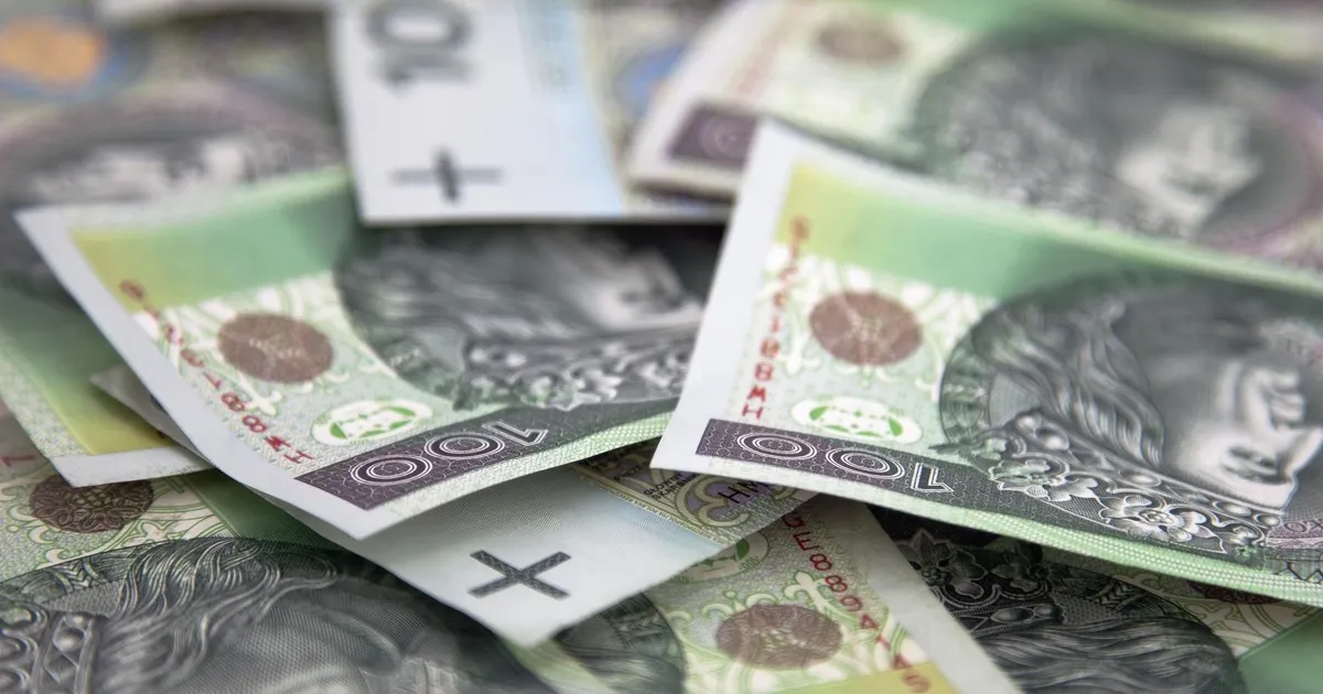 Poola majandus kasvab mühinal. Kas majandusime põhineb «kuldse» zloti säilitamisel?