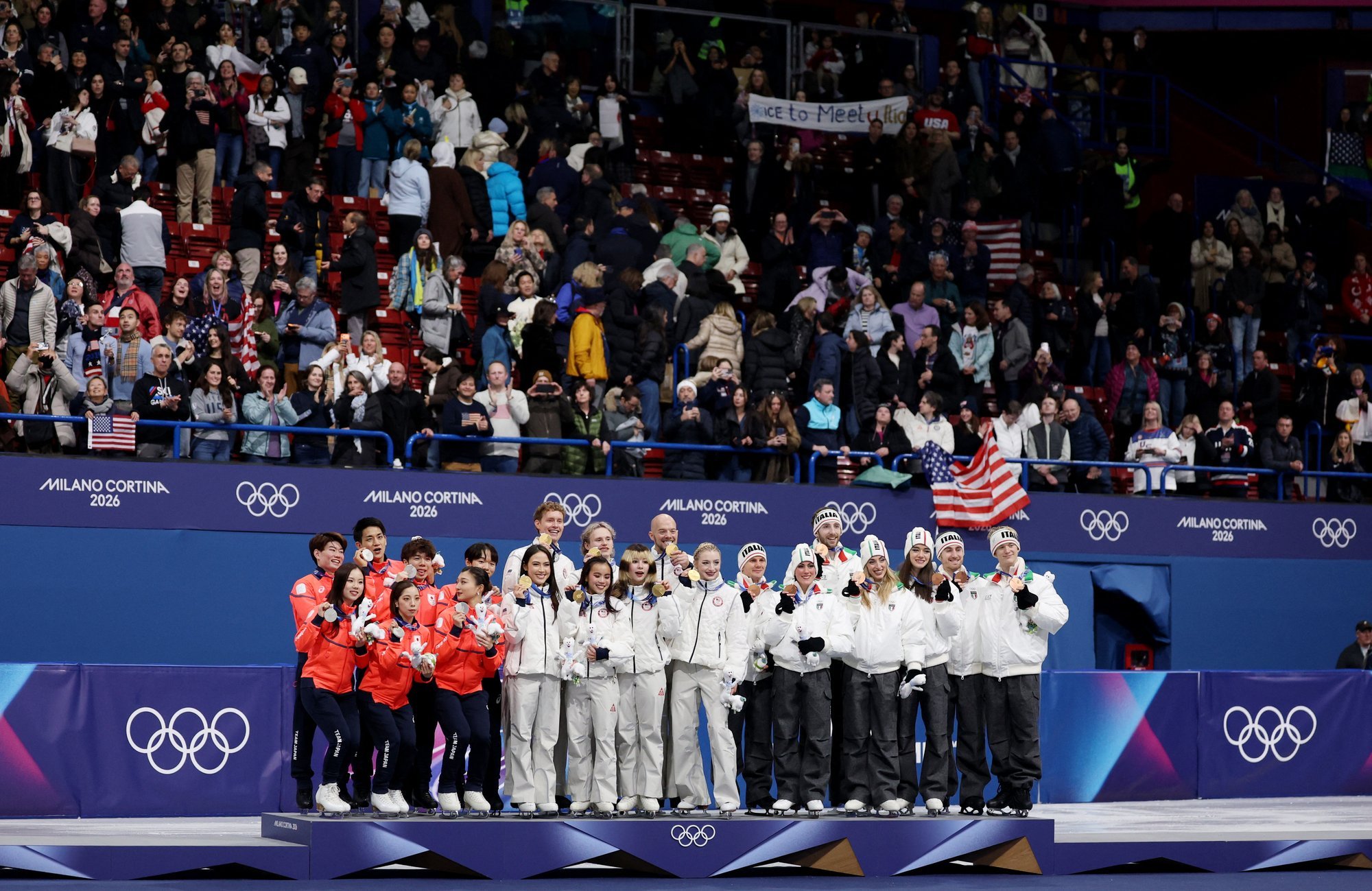 Fiasko olümpia auhinnatseremoonial: poodium rikkus iluuisutajate uisud