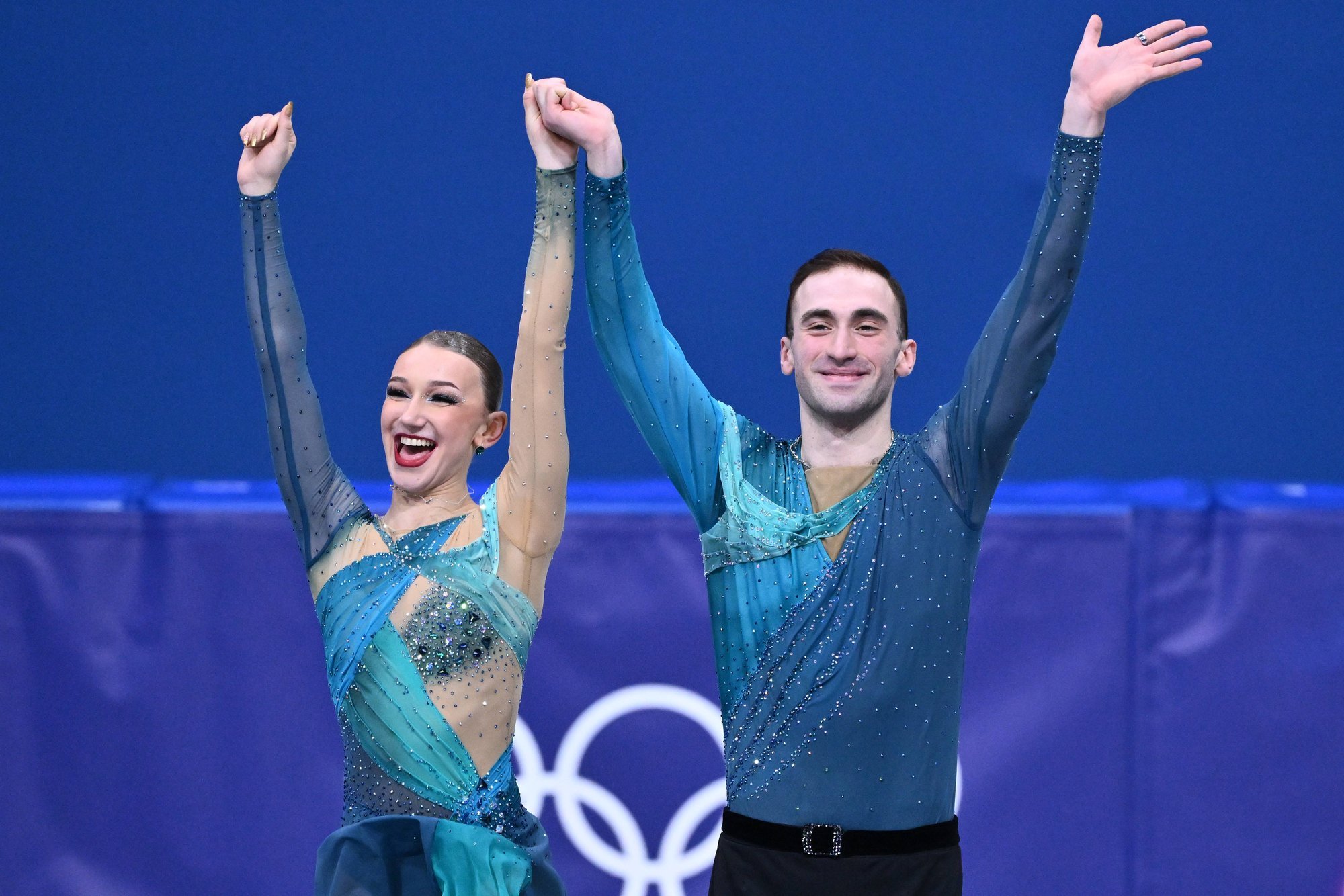 Iluuisupaar tõi Gruusiale ajaloo esimese taliolümpiamedali, Eileen Gu jäi taas kullata