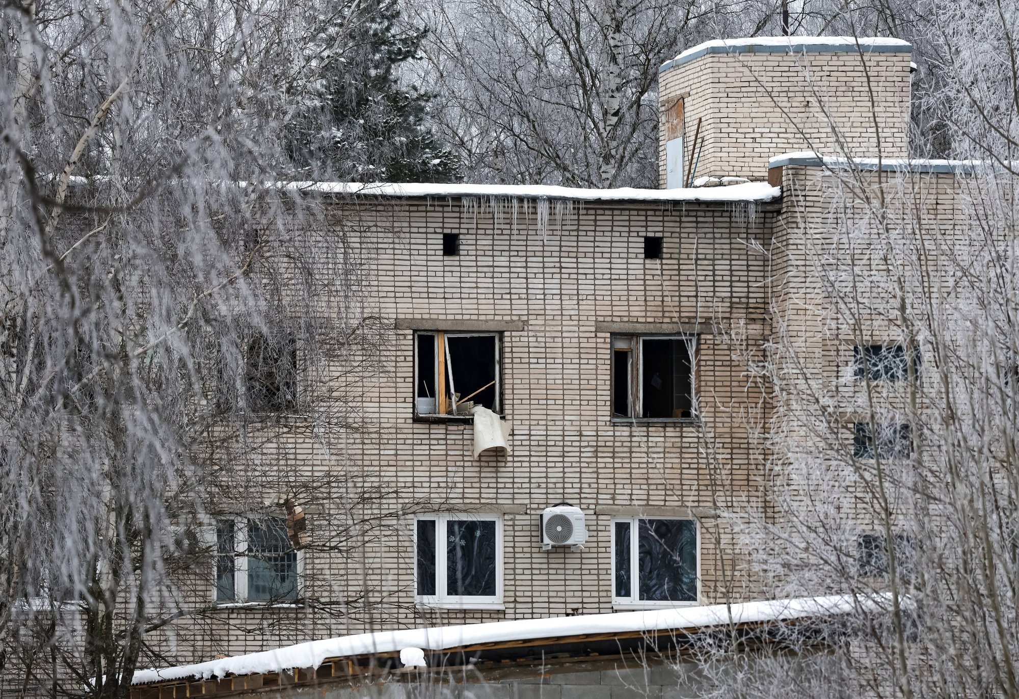 Venemaa Leningradi oblasti sõjaväebaasi plahvatuses hukkus kolm inimest