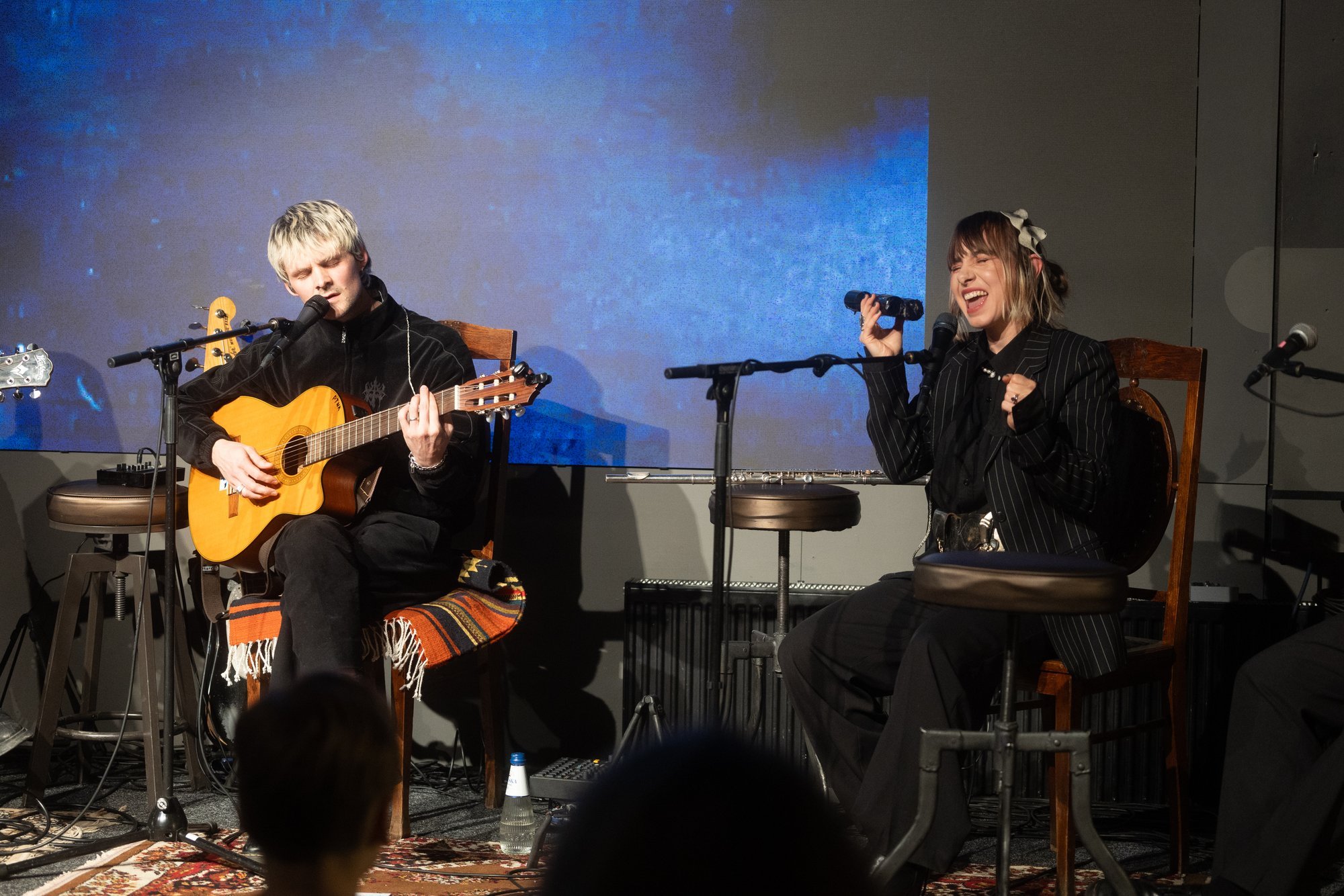 FOTOD | Night Tapes andis Von Krahlis erikavaga akustilise kontserdi