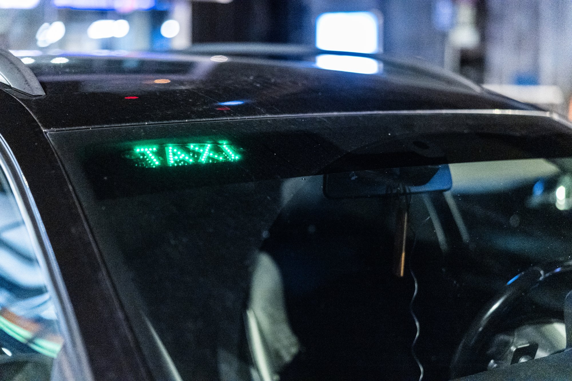 „Püüdsin Lasnamäed vältida. Teadsin, kuidas see lõppeda võib.“ Ukrainlane räägib tööst taksojuhina