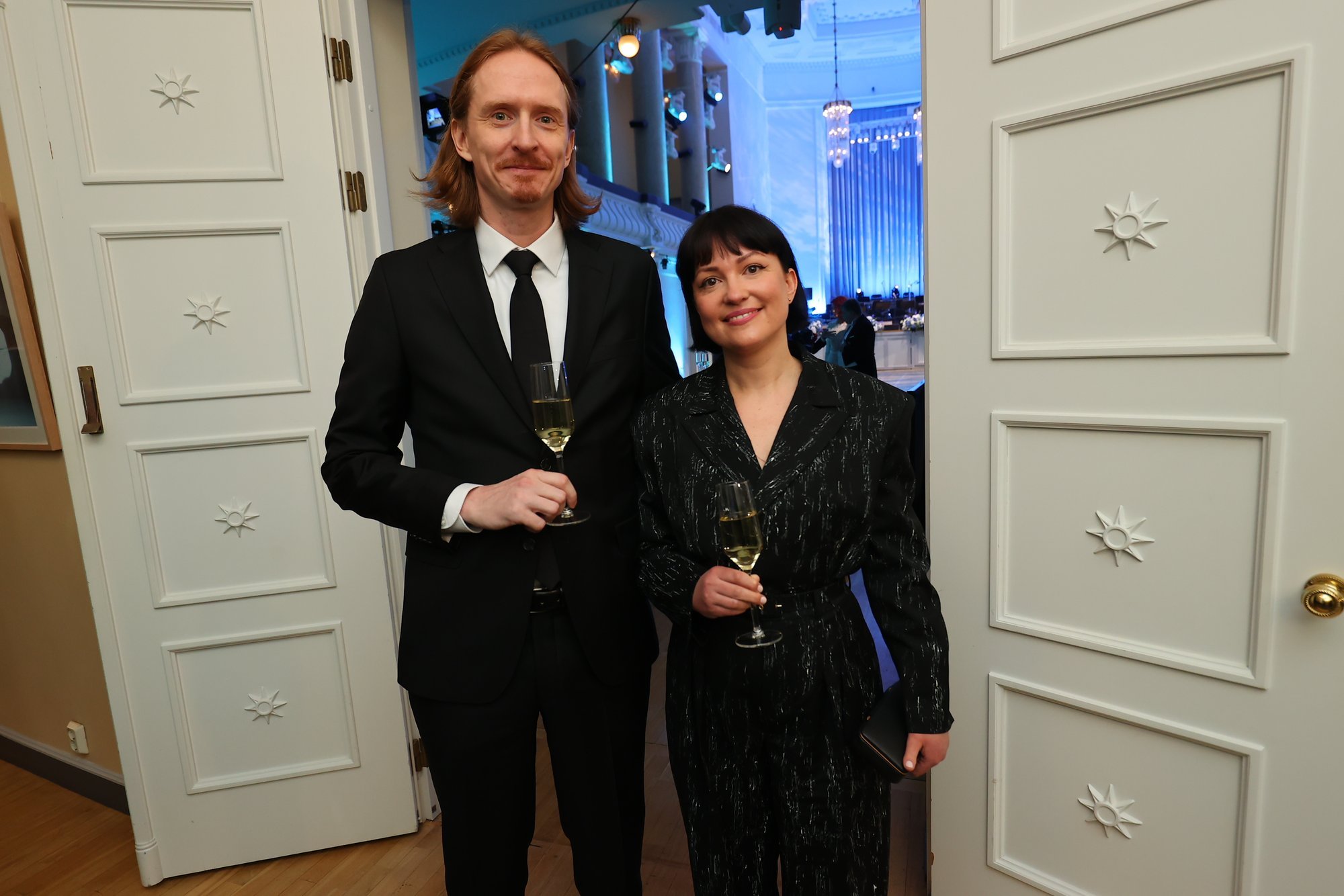 FOTOD | HU? solist Hannaliisa Uusma väisab vastuvõttu koos kunagise menubändi Ursula lauljaga