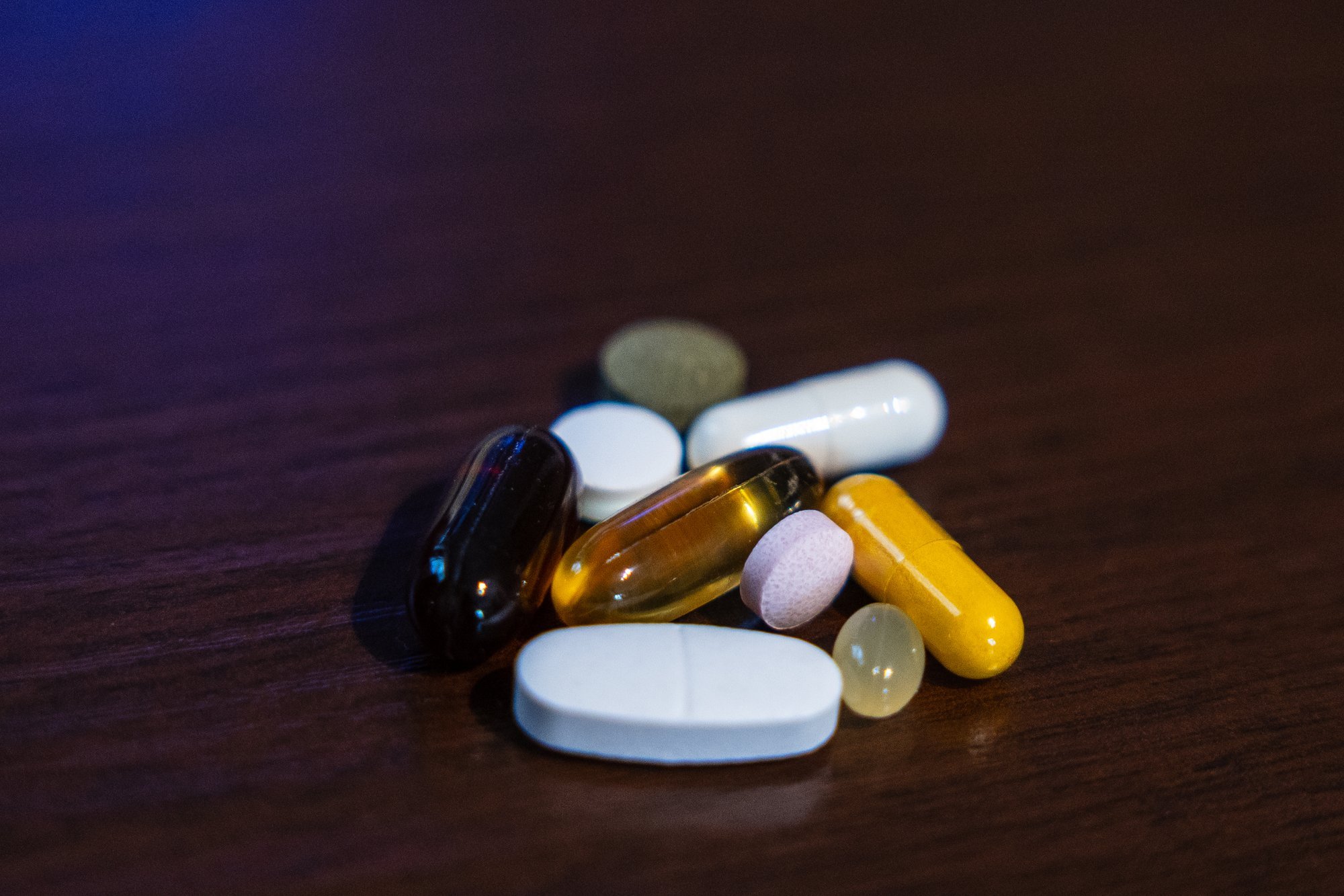 Sööd hoolega vitamiine ja loodad, et need päästavad su tervise? Kui võtad neid vale toidu või joogiga, pole neist mingit tolku