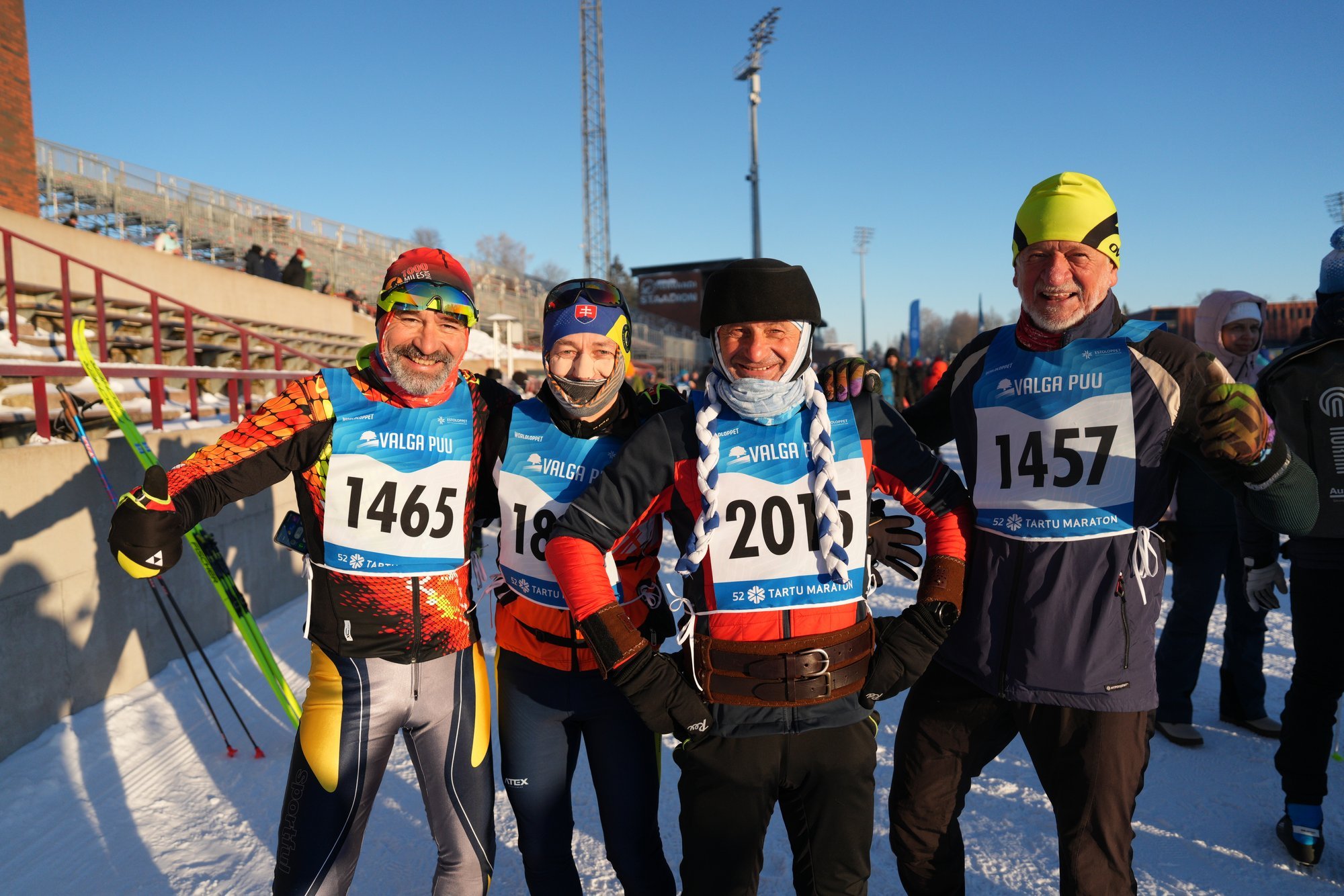 FOTOD JA OTSEPILT | Kes võidab krõbedas külmas sõidetava 52. Tartu Maratoni? Finiš pole enam kaugel