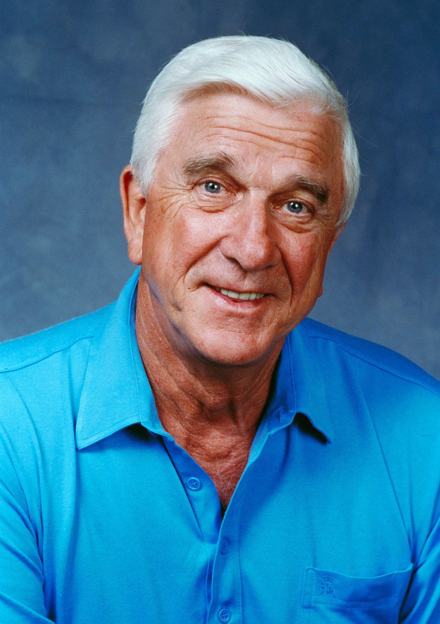 Jaburate komöödiate kuninga Leslie Nielseni kehv kuulmine ei seganud tema eraelu: näitleja jõudis abielluda neli korda