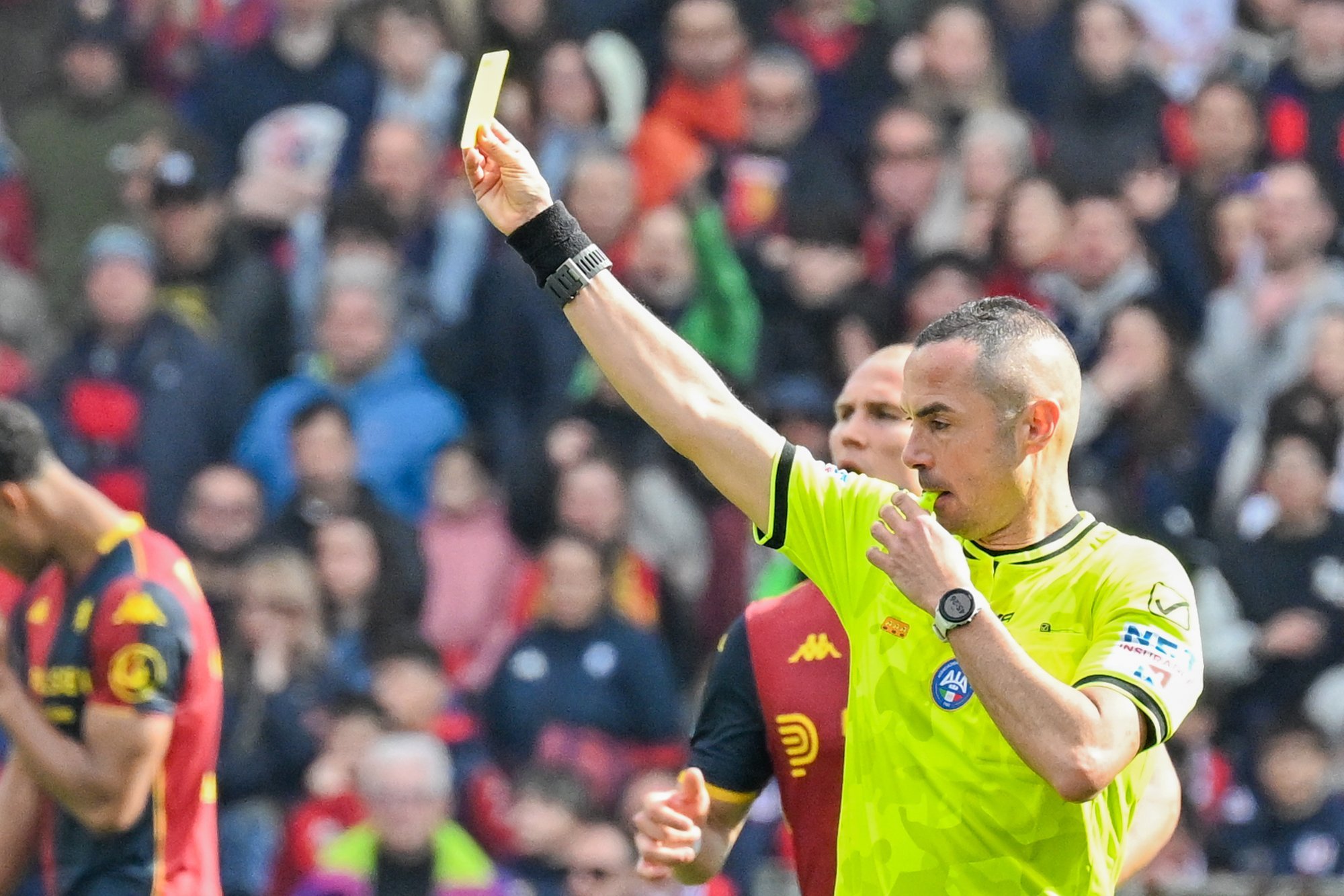 Jalgpallireeglid võivad enne suvist MM-finaalturniiri muutuda