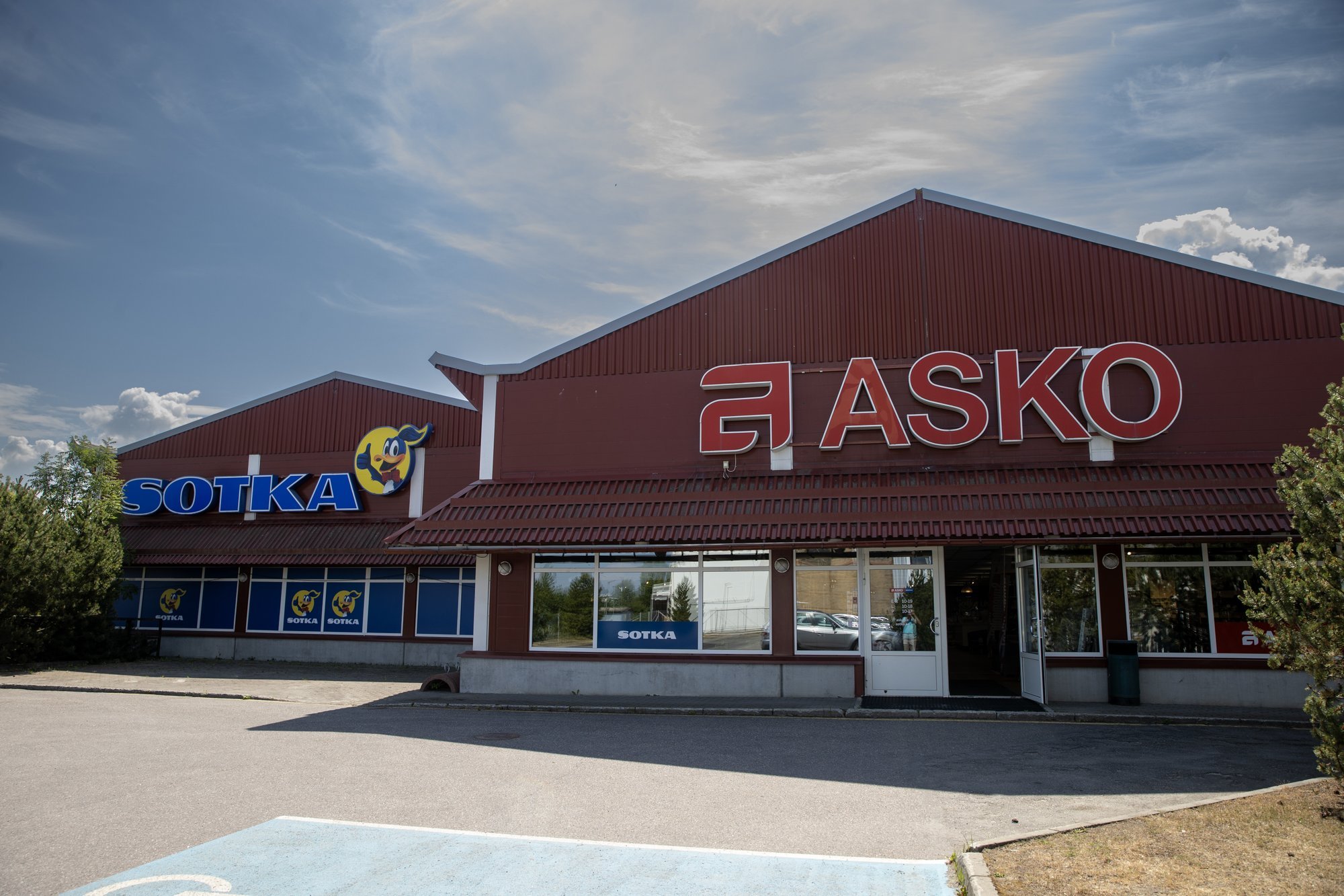 Kontrolli käigus avastati Asko ja Sotka hiiglaslikud võlad. Kliente ähvardab rahast ilma jäämine