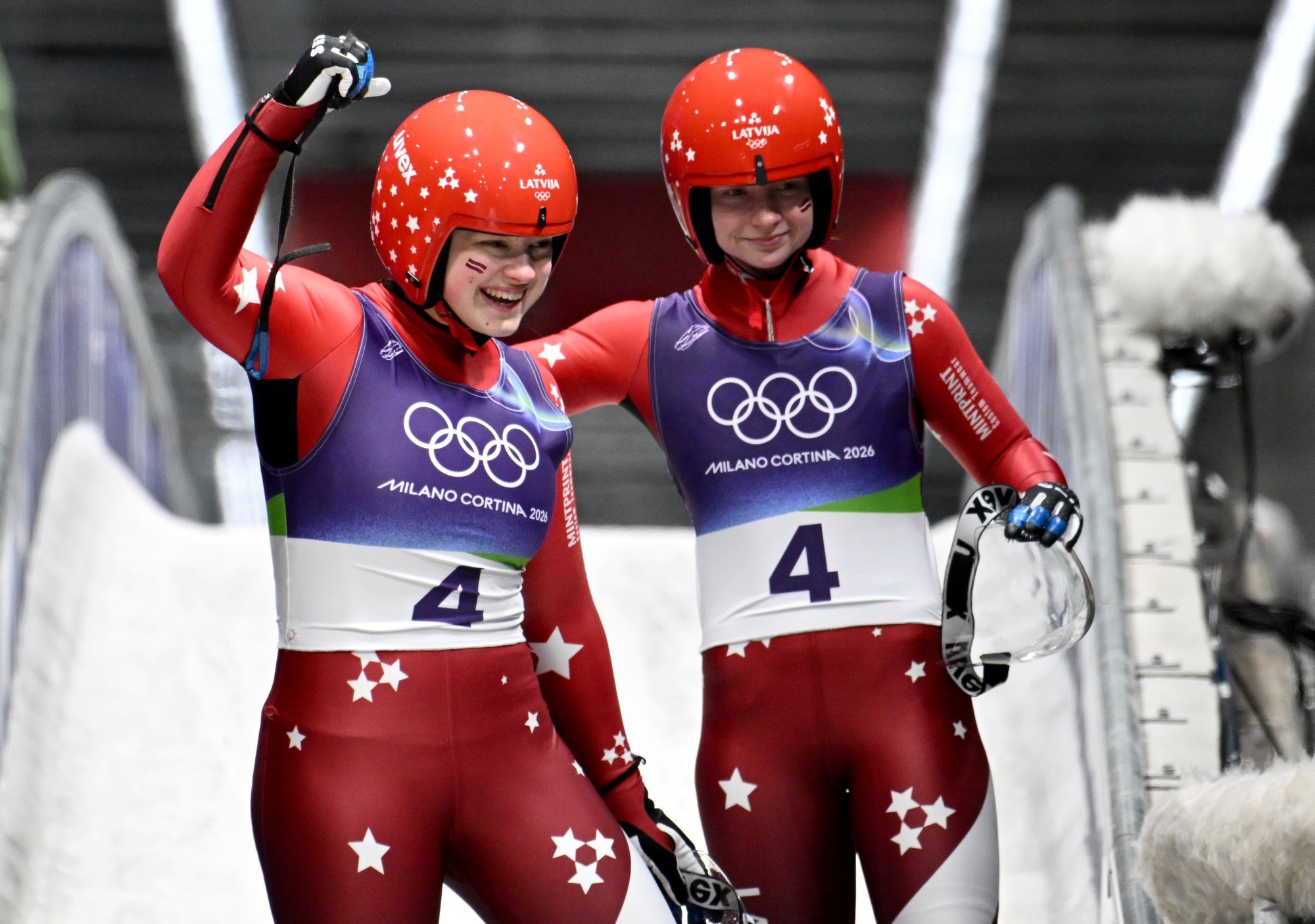 Läti kelgutajad jäid olümpial napilt medalita, Itaalia paar tegi ajalugu