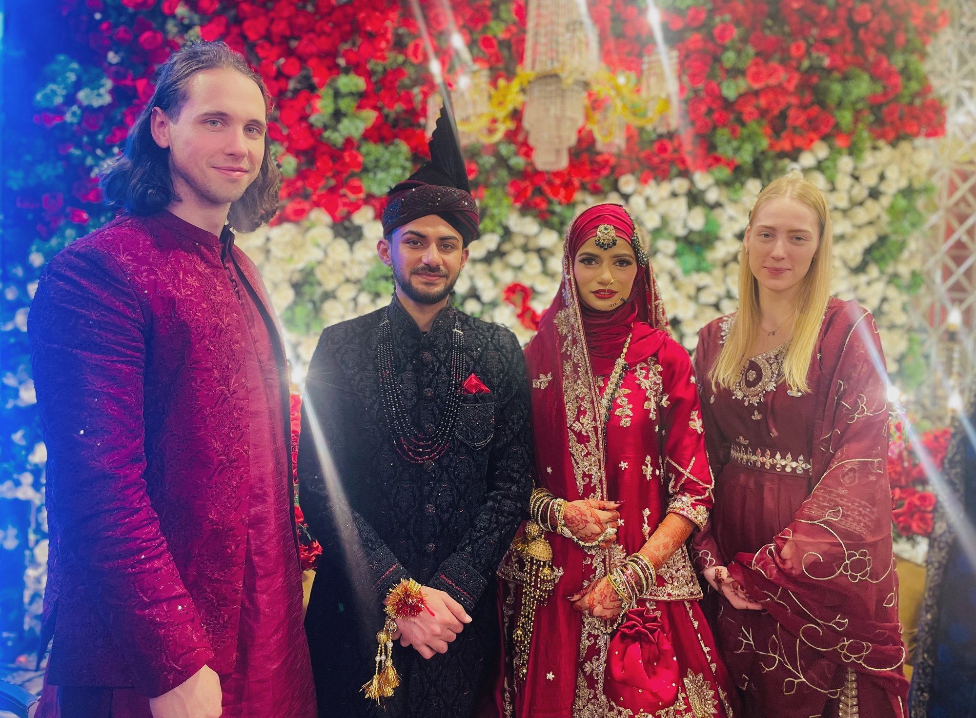 REISIKIRI | Eestlased Pakistani pulmas. Valgeid inimesi koheldakse kui Hollywoodi staare