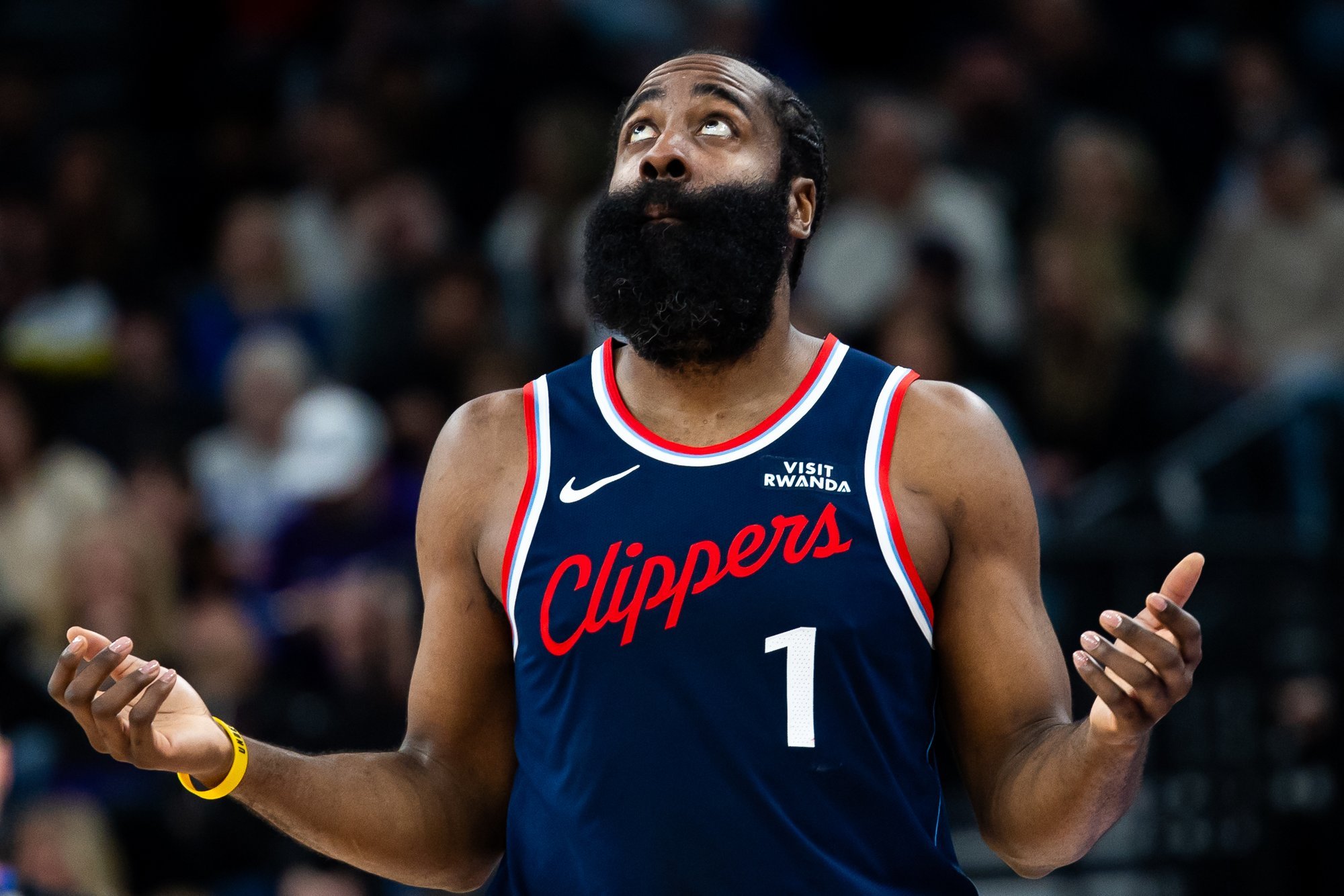 Vanameister James Harden on lähedal klubivahetusele