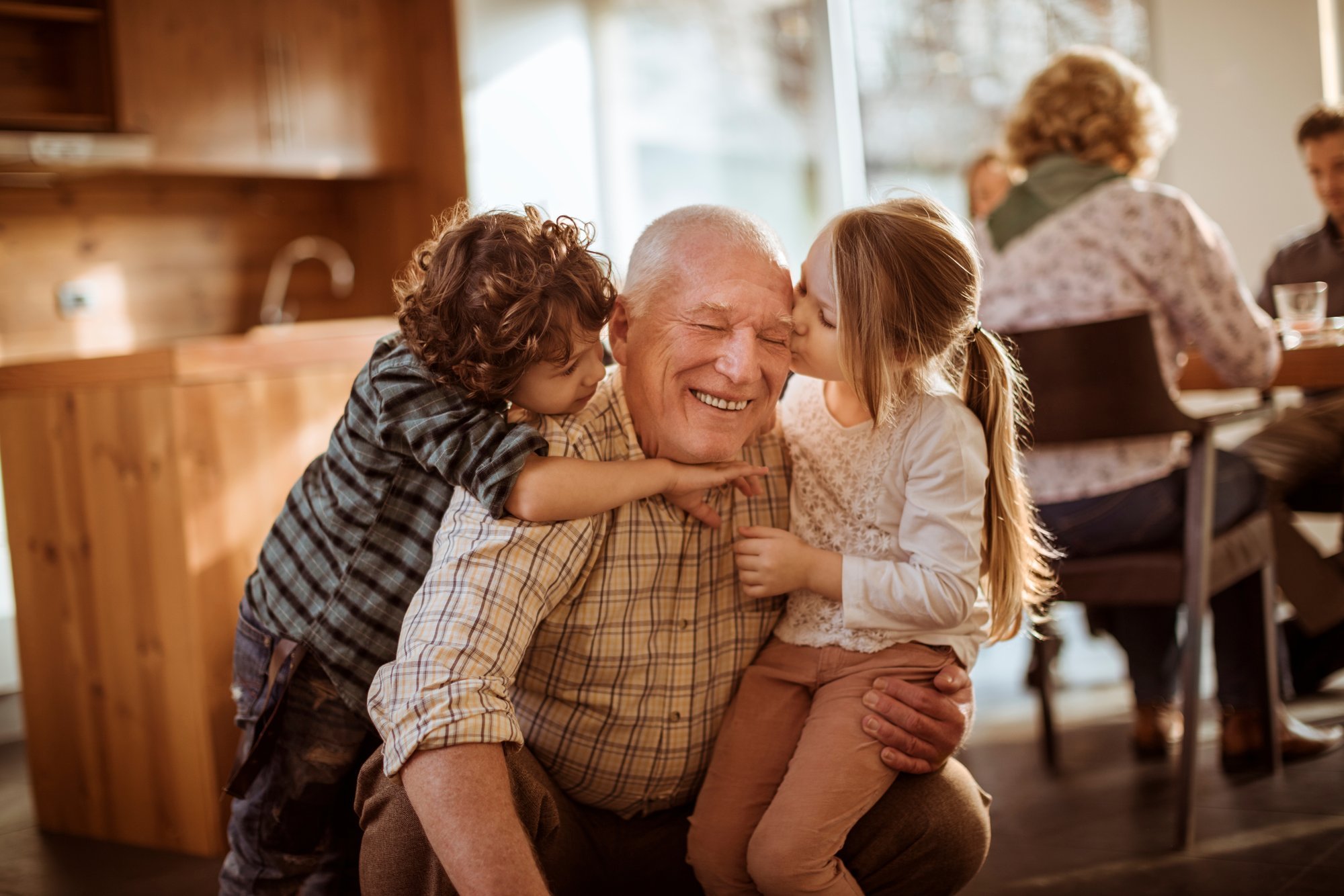 „Nad teevad seda paremini kui mina omal ajal.“ Vanaemad-vanaisad avameelselt tänapäeva lapsevanemlusest