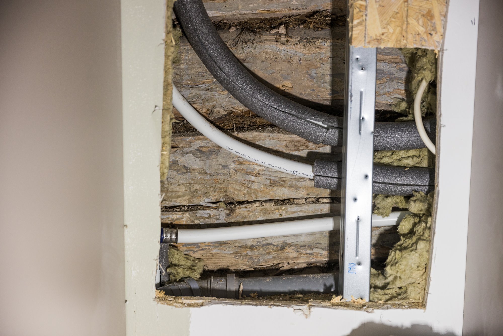 Pakane võib saatuslikuks saada: miks just praegu tasub veenduda torustiku külmakindluses ja kes katab kahjud?