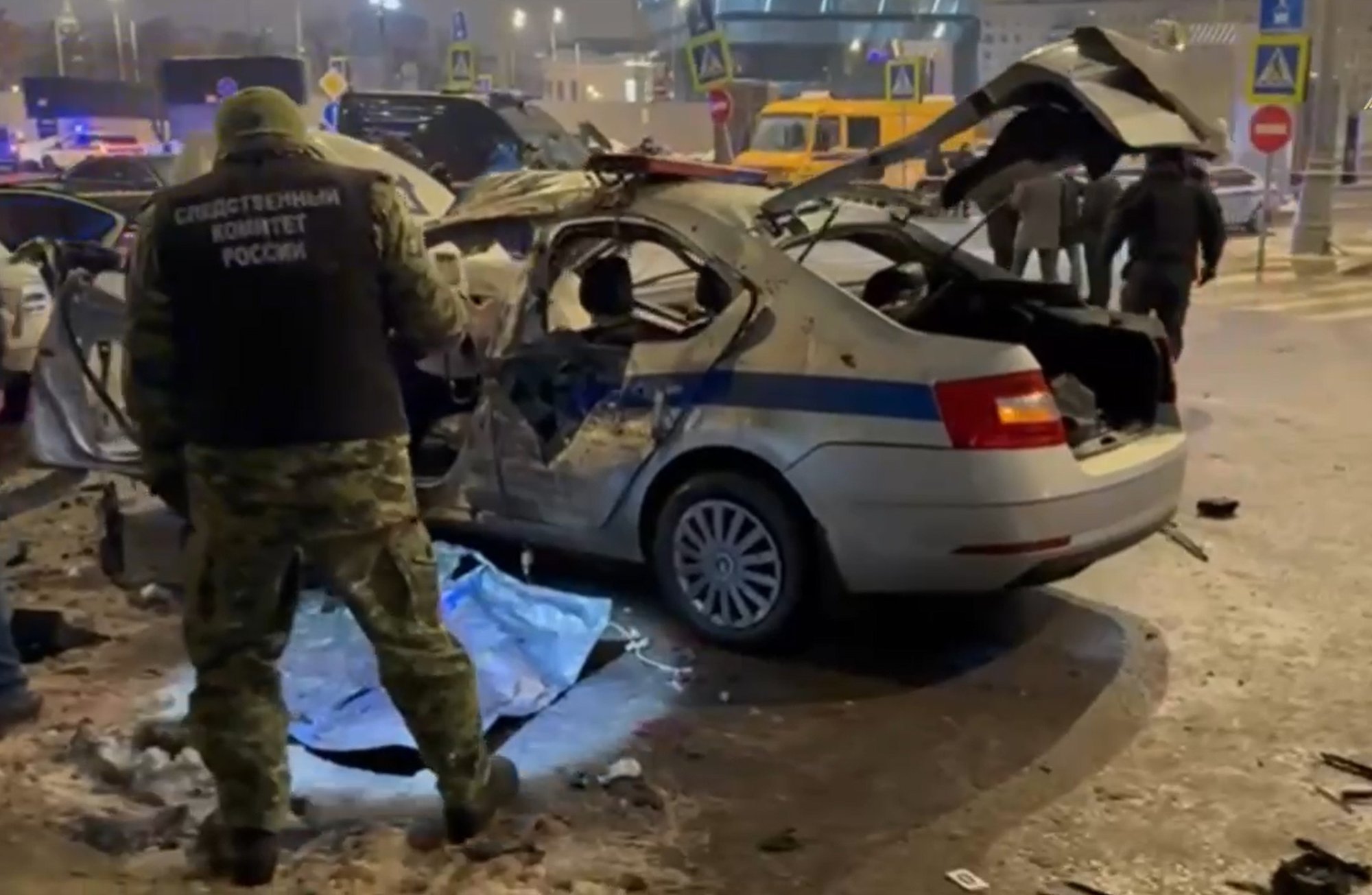 Moskvas lasti õhku politseiauto. Hukkusid politseinik ja kahtlusalune