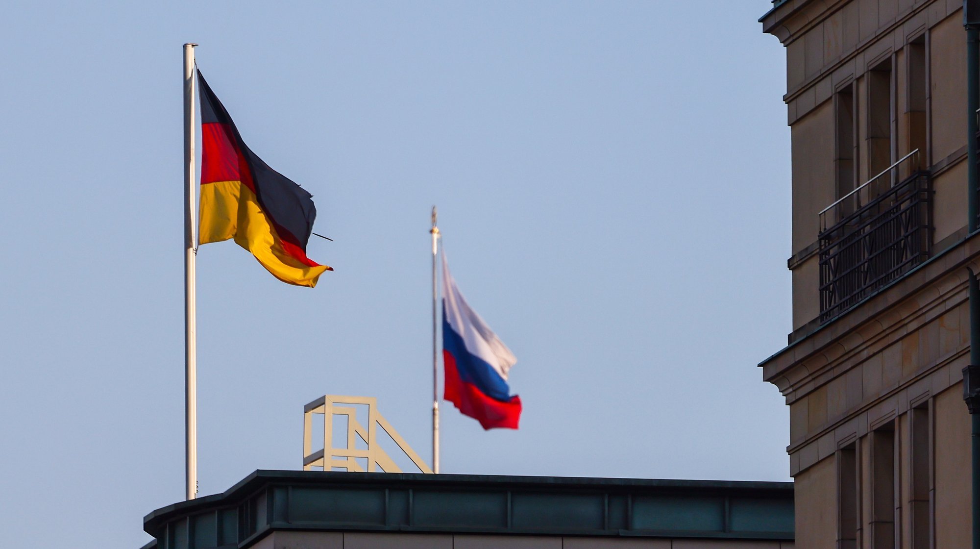 Saksamaal peeti kinni viis Vene relvafirmadele ebaseaduslikus ekspordis kahtlustatavat meest