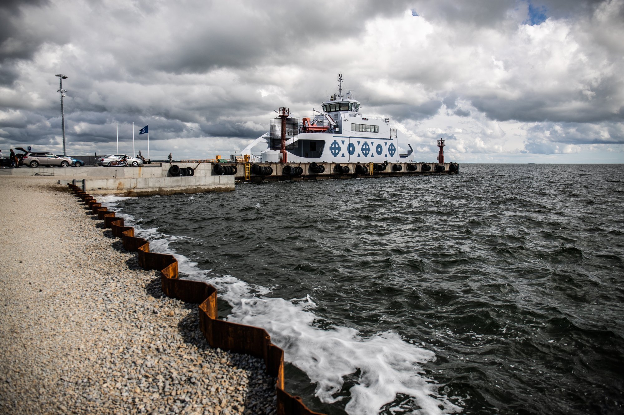 Regionaal- ja põllumajandusminister kutsub omavalitsused ühise laua taha saarte ühendusi arutama