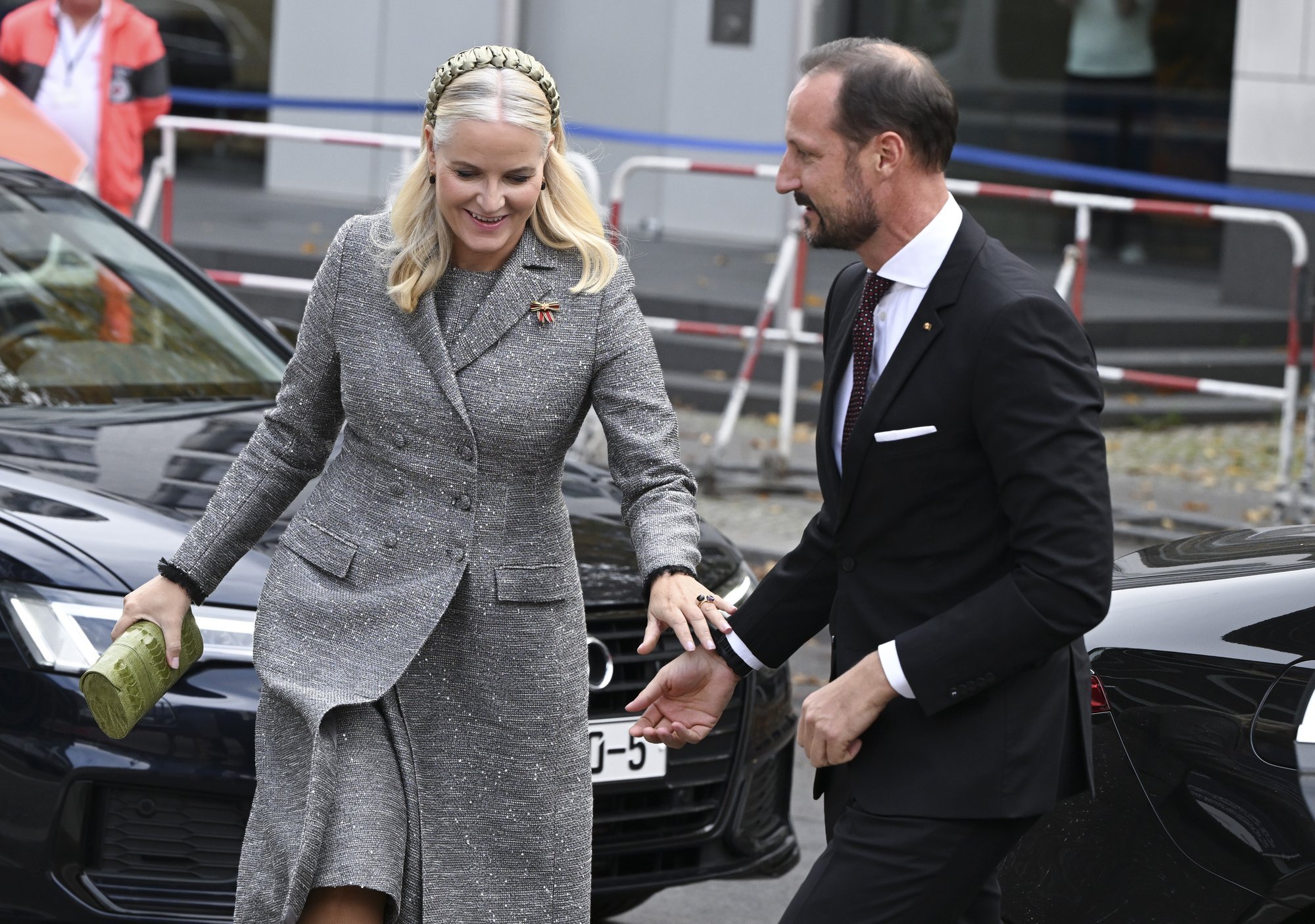 Norra parlament hääletas vaatamata Mette-Mariti skandaalidele kuningriigi säilitamise poolt