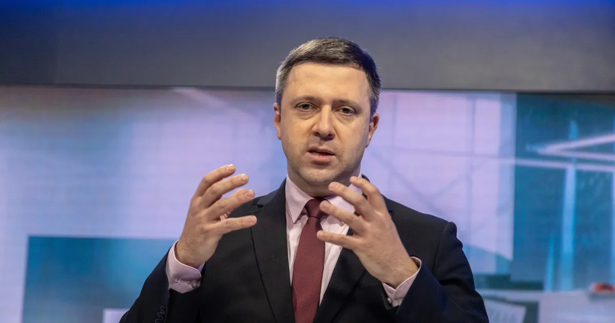 Keskerakondlane lasi eestikeelsele õppele ülemineku pihuks ja põrmuks. Tallinna linnapea: see on lubamatu