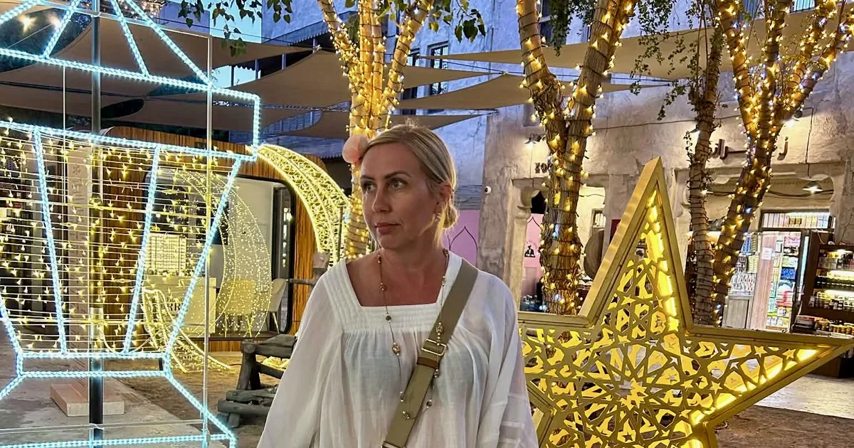 Põgenemine Omaani, kasvav paanika ja plahvatused taevas: tuntud blogija Eveliis Kund-Zujev jagab hirmutavaid hetki perepuhkuselt Dubaist