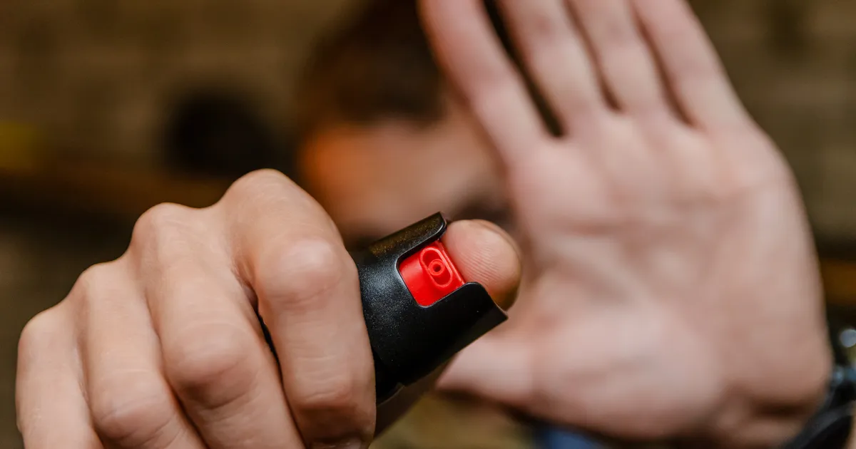 ETTEVAATUST ⟩ «Maksan makse, aga abi ei saa!» Mustamäel rünnati meest pipragaasiga: ohvri sõnul ei reageerinud politsei ega kiirabi