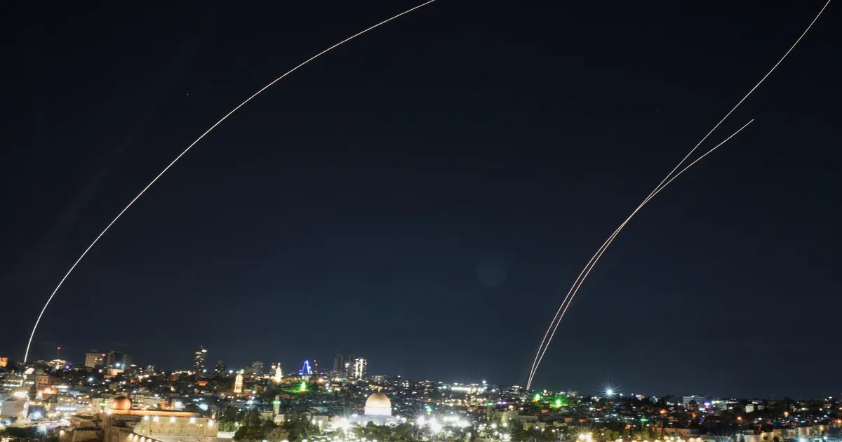 ÜLEVAADE ⟩ USA jookseb võidu aja ja omaenda raketivaruga