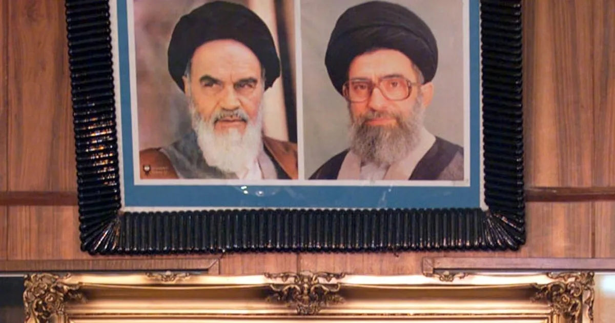 ANDREW THOMAS ⟩ Aastaid jõhkralt valitsenud ajatollat ei hakka paljud iraanlased isegi tagantjärele austama