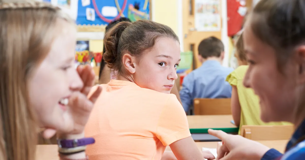 Südamlik lasteraamat uurib, mis juhtub, kui sõbrad kasvavad eri tempos